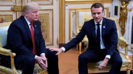 URGENT : Macron bloque Trump sur whatsapp après sa défaite contre Joe Biden aux présidentielles